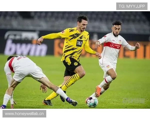 多特防线稳定性持续承压，表现波动对赛季走势形成制约