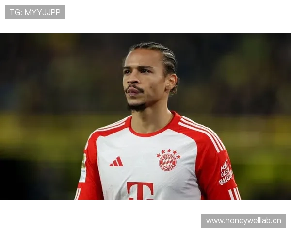 杜埃 vs 萨内：边锋与中场角色对比，结构差异在哪