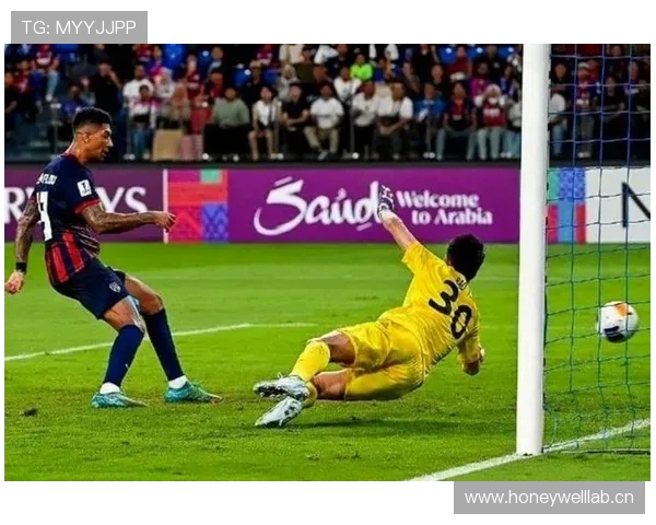 申花进攻宽度不足、边路打不开:战术问题还是球员能力不足正对比赛造成影响?