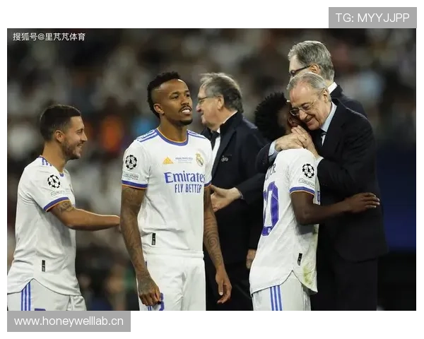 哈维引发主帅热议，皇马暴风时期的豪门动荡背后，形势变化影响竞争格局