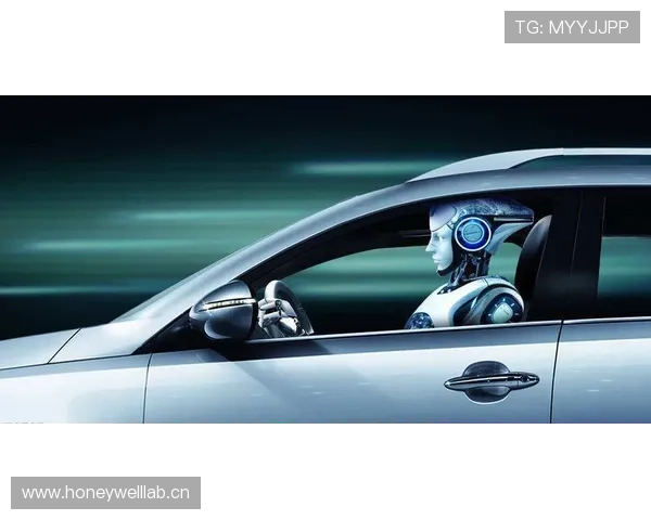 陶菲克哪那么佛系，家里的豪车摆一地也没人管的吗？