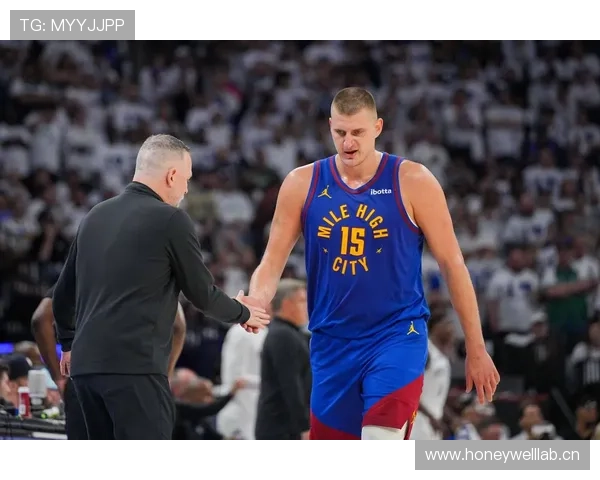 约基奇高位策应主导进攻，改变掘金得分结构